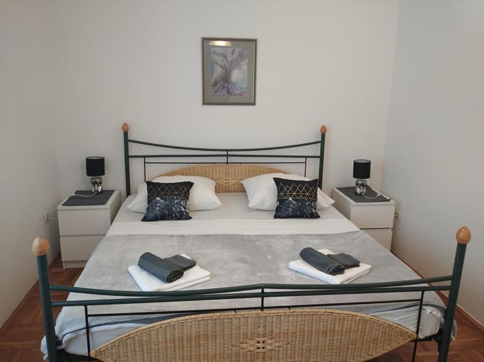 Veky Apartment เยเซรา ภายนอก รูปภาพ